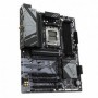 MB Gigabyte B650 EAGLE AX